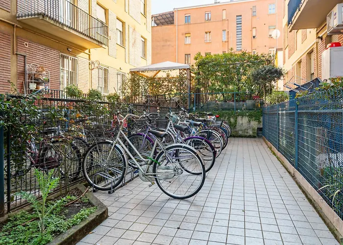 Guesthost - Oltretorrente Ospedale * פארמה