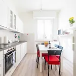 Apartment Guesthost - Oltretorrente Ospedale *